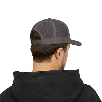 Garage Bar WHITE G Hats